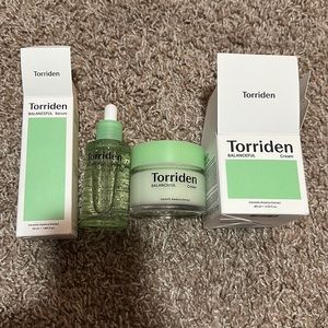 TORRIDEN balanceful serum and cream